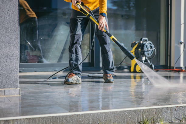 Best Pressure Washing Driveway  in Woodbourne, PA